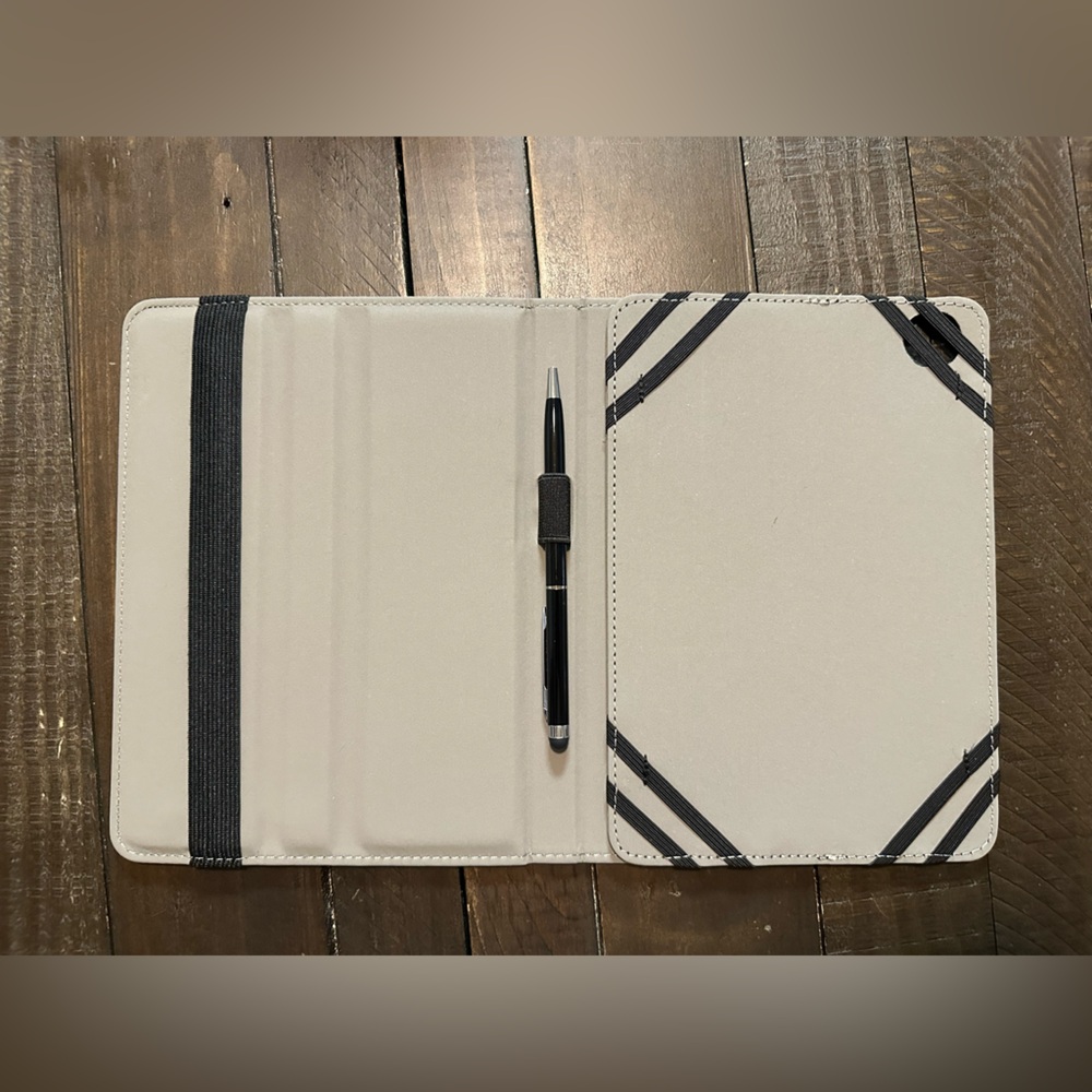 H Cases Unoversal Slim Cas for iPad and 7 to 8” Tablets. NWT. - Picture 3 of 4